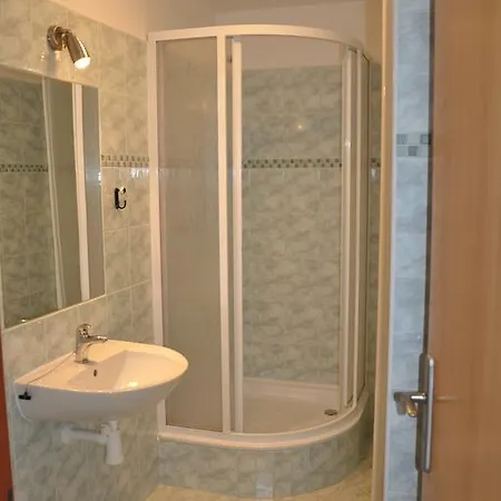 Guest house 101 *